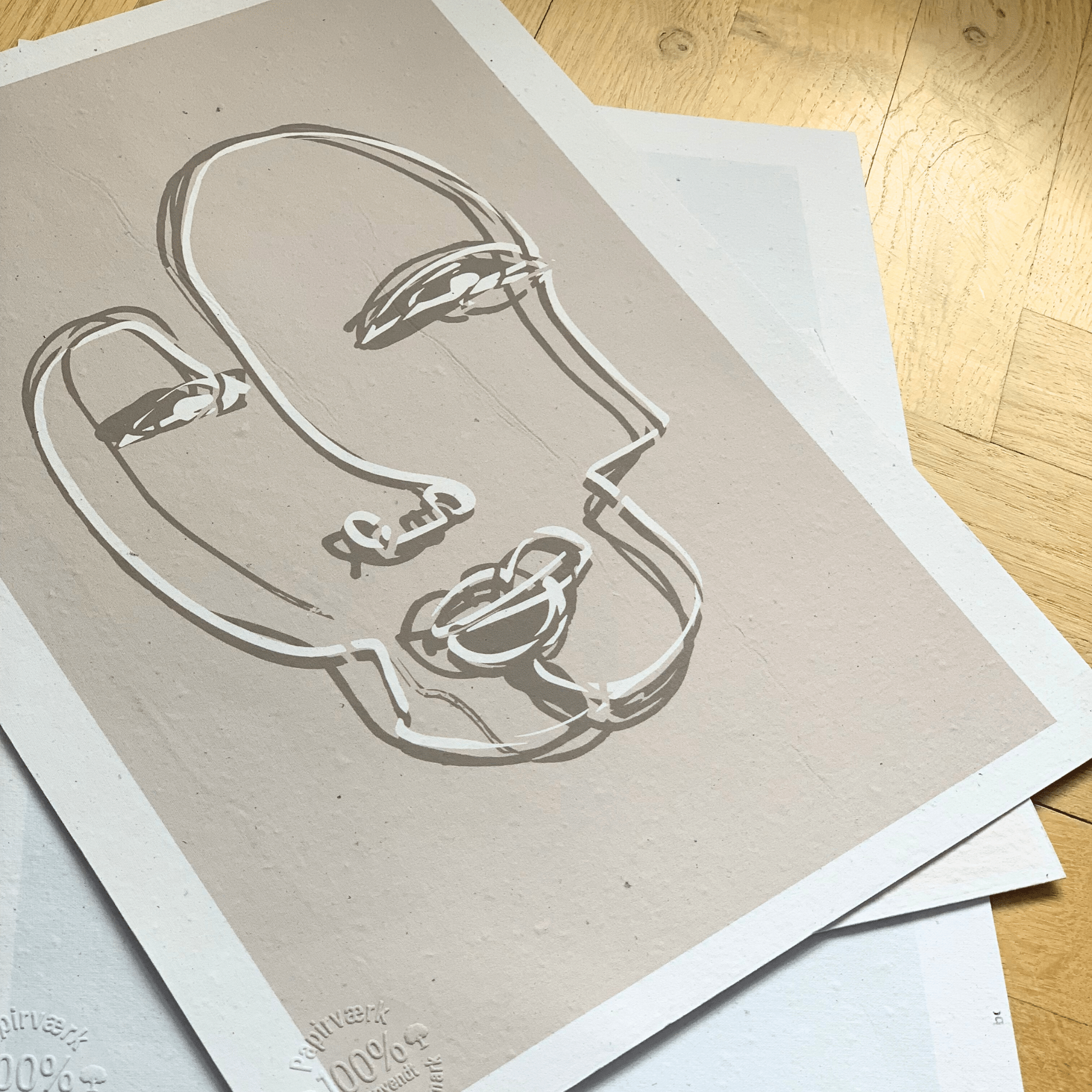 Rachel Mishael - Herselves - Papirværk